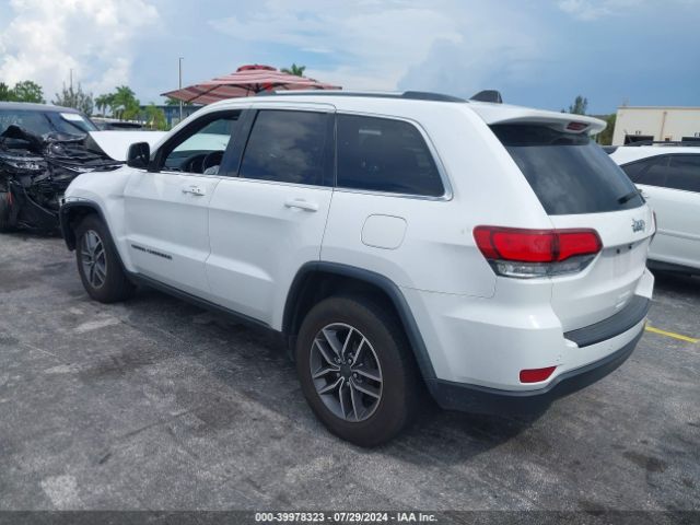 1C4RJEAG2LC365232 Jeep Grand Cherokee Laredo E 4x2