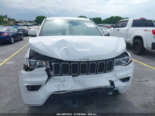 1C4RJEAG2LC365232 Jeep Grand Cherokee Laredo E 4x2