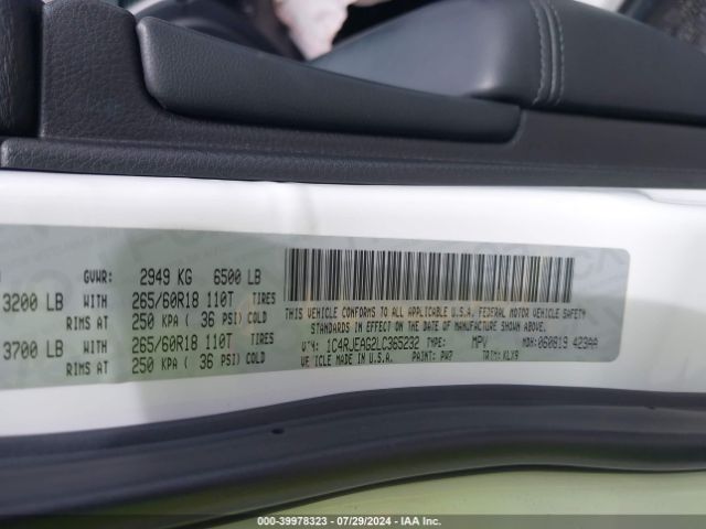 1C4RJEAG2LC365232 Jeep Grand Cherokee Laredo E 4x2