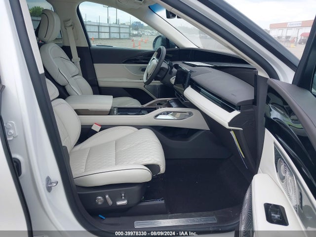 5LMPJ9JA9RJ786243 Lincoln Nautilus Black Label