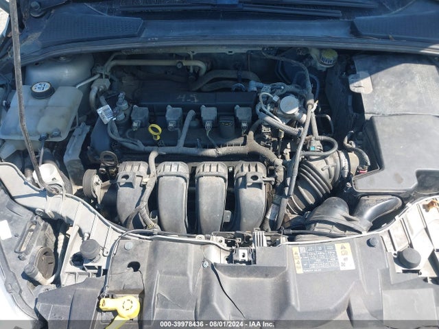 Ford FOCUS SE 2016 1FADP3F29GL355271 Image 10