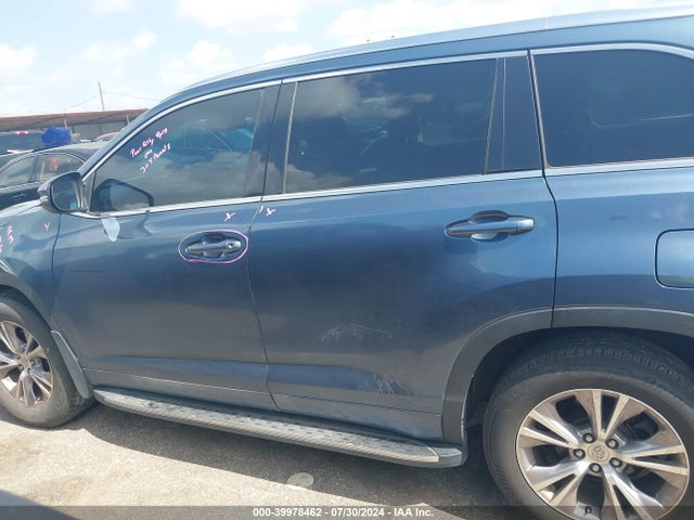 Toyota Highlander Xle V6 2015 5TDKKRFH8FS119053 Image 14