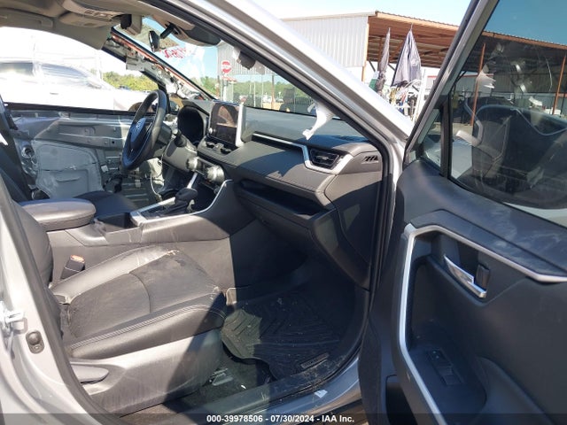 Toyota Rav4 Xle 2023 2T3W1RFV9PW248235 Image 5