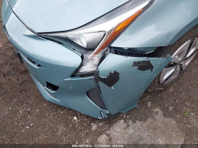 Toyota Prius Two 2018 JTDKBRFU5J3082390 Image 21