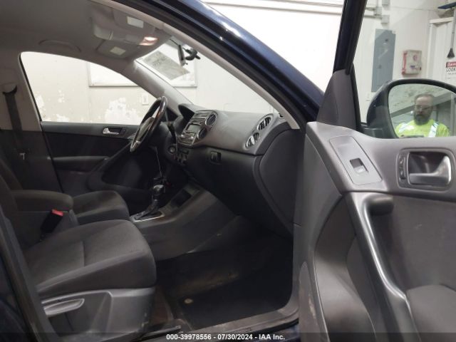 WVGBV3AX5EW501344 Volkswagen TIGUAN S