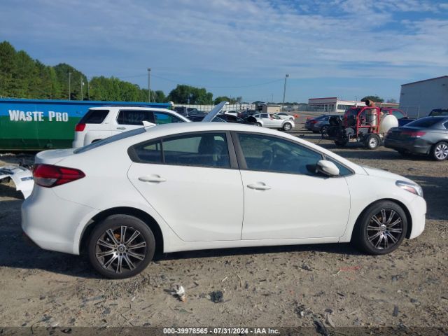 3KPFK4A73HE078685 KIA FORTE LX