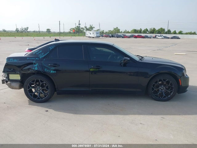 2C3CCABG6KH628586 Chrysler 300 300s