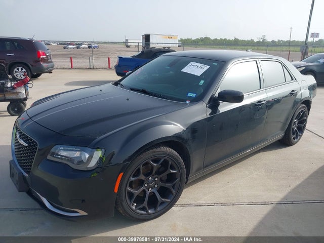 2C3CCABG6KH628586 Chrysler 300 300s