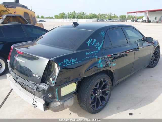 2C3CCABG6KH628586 Chrysler 300 300s