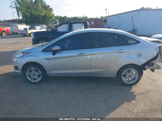 Ford FIESTA SE 2019 3FADP4BJ0KM112815 Image 15