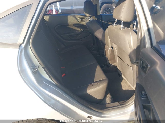 Ford FIESTA SE 2019 3FADP4BJ0KM112815 Image 8