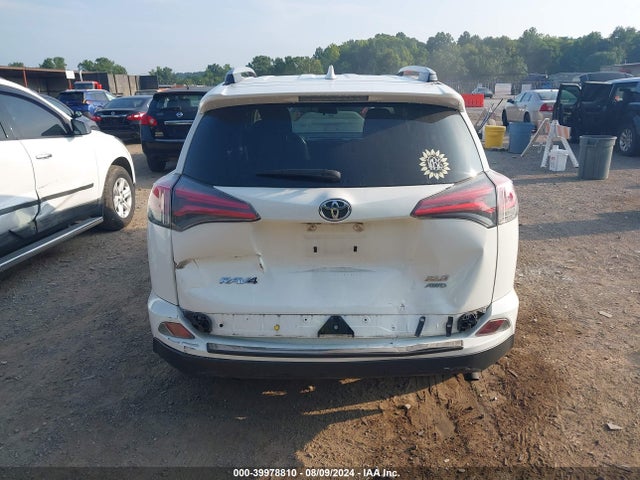 Toyota Rav4 Xle 2017 JTMRFREV3HJ122873 Image 17