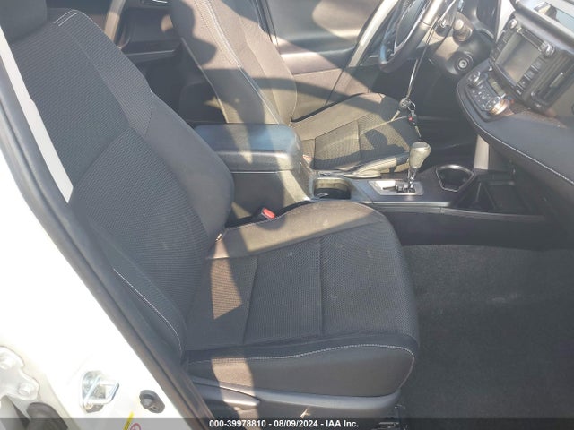 Toyota Rav4 Xle 2017 JTMRFREV3HJ122873 Image 5