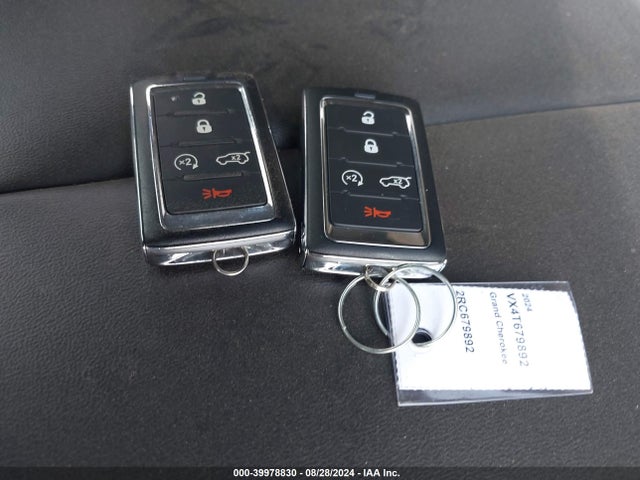 1C4RJHBG2RC679892 Jeep Grand Cherokee Limited 4x4