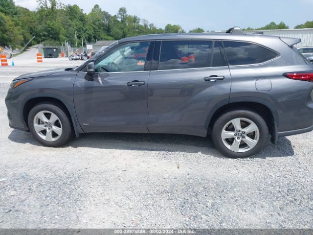 5TDBBRCH3NS546367 Toyota Highlander Hybrid Le