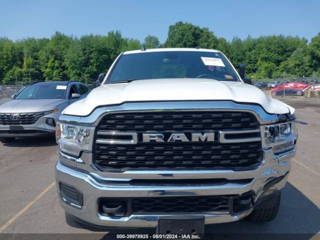 3C6UR5DL3NG436411 RAM 2500 Big Horn  4x4 6'4 Box