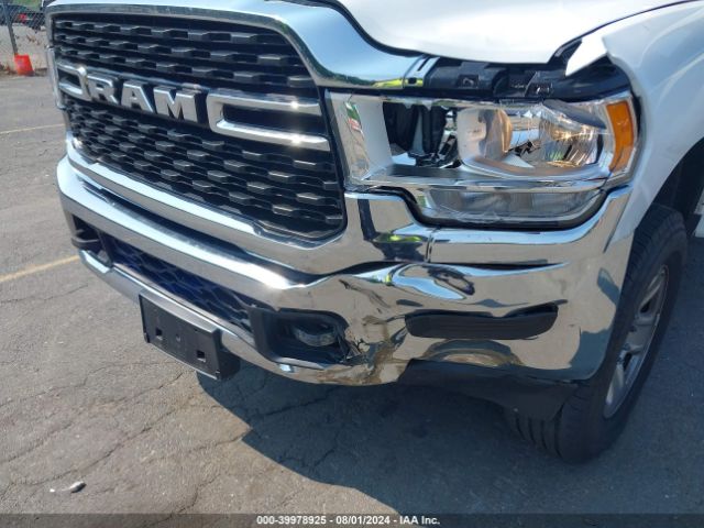 3C6UR5DL3NG436411 RAM 2500 Big Horn  4x4 6'4 Box