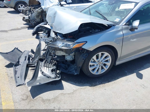 Toyota CAMRY LE 2023 4T1C11AK0PU114563 Image 17