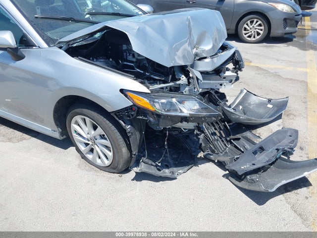 Toyota CAMRY LE 2023 4T1C11AK0PU114563 Image 18