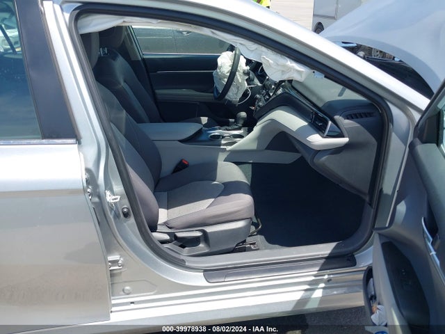 Toyota CAMRY LE 2023 4T1C11AK0PU114563 Image 5