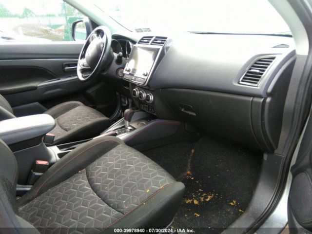 2022 MITSUBISHI OUTLANDER SPORT JA4APUAU2NU008779 Photo 4