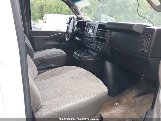 Chevrolet Express 3500 Lt 2017 1GAZGMFG9H1221447 Image 5