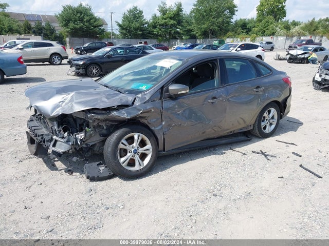 Ford FOCUS SE 2014 1FADP3F26EL366144 Image 2