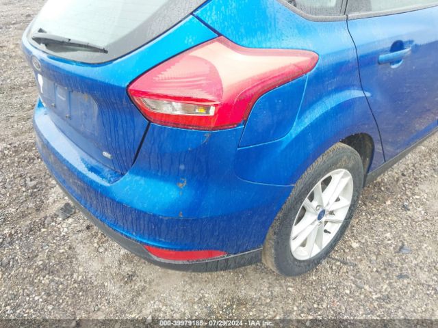1FADP3K28JL321142 Ford FOCUS SE