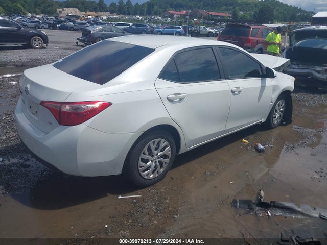 Toyota COROLLA LE 2017 5YFBURHE9HP735157 Image 4