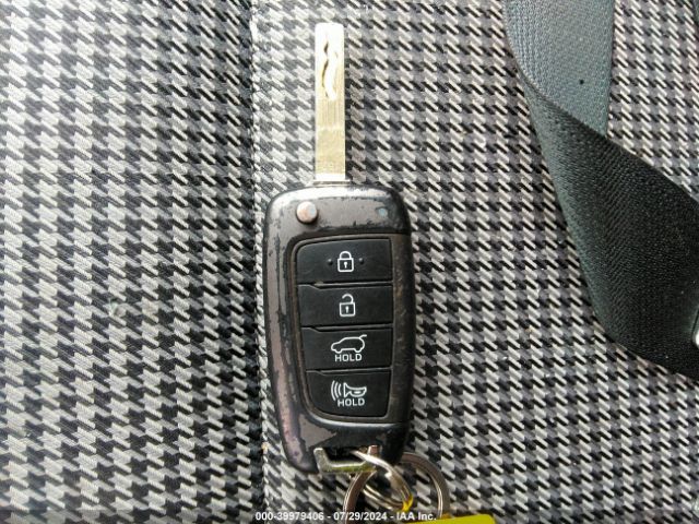 KM8K12AA6MU643259 Hyundai Kona Se