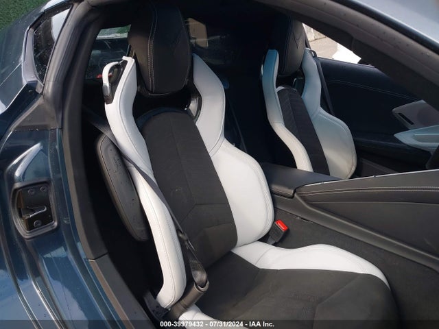 Chevrolet Corvette Stingray Rwd  2lt 2021 1G1YB2D44M5113134 Image 8