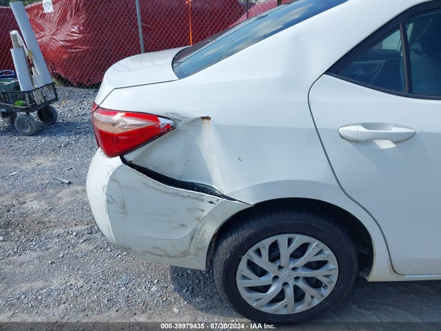 Toyota COROLLA LE 2017 5YFBURHE5HP654088 Image 19
