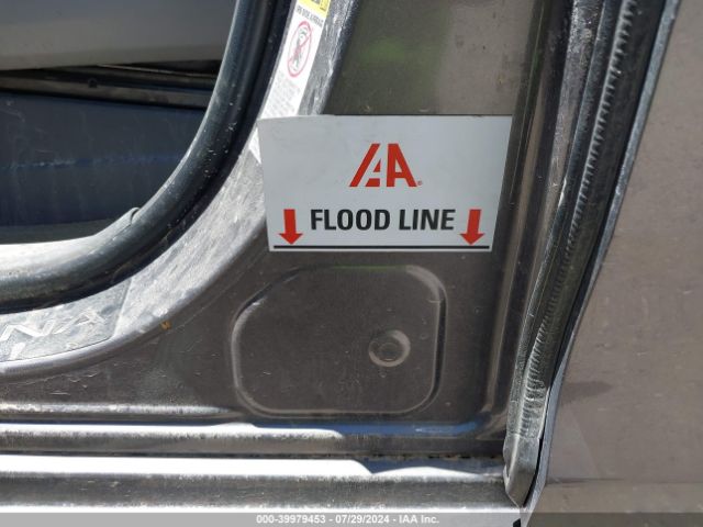 5TDYZ3DC5HS779774 Toyota Sienna Xle 8 Passenger