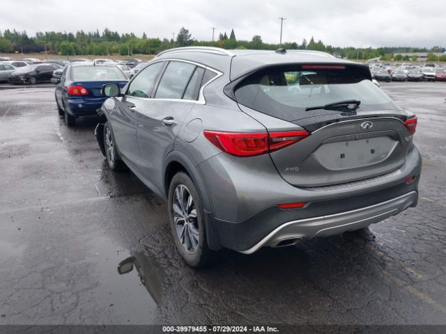 SJKCH5CR1JA045793 Infiniti Qx30 Premium
