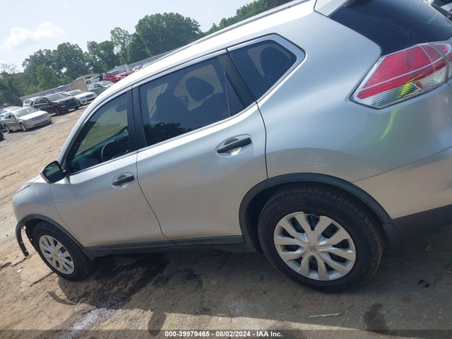 Nissan ROGUE S 2016 KNMAT2MT3GP613792 Image 15