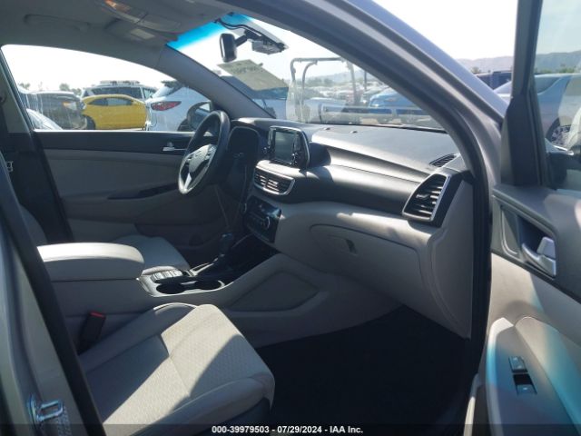 KM8J33A48MU392668 Hyundai Tucson Value