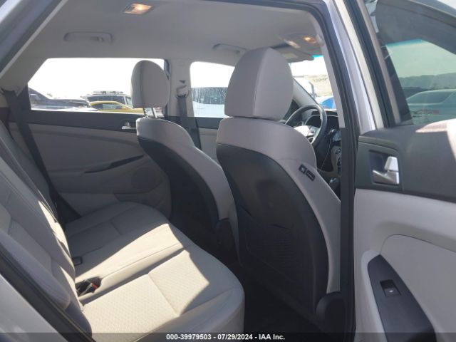 KM8J33A48MU392668 Hyundai Tucson Value