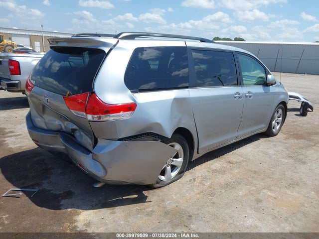 Toyota Sienna Le V6 8 Passenger 2014 5TDKK3DC2ES526014 Image 4