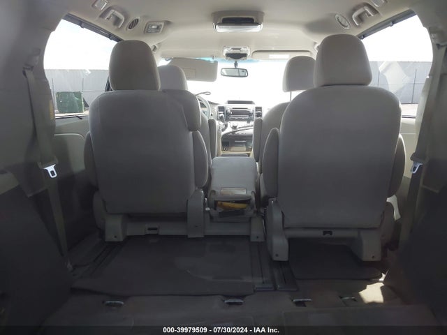 Toyota Sienna Le V6 8 Passenger 2014 5TDKK3DC2ES526014 Image 8