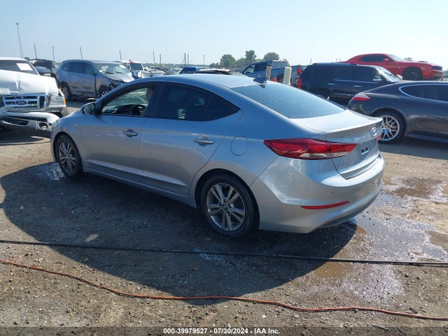 Hyundai ELANTRA SE 2017 5NPD84LF9HH080513 Image 3
