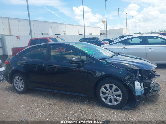 Toyota COROLLA LE 2022 JTDEPMAE4NJ225011 Image 14