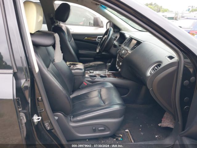 5N1AR2MMXFC605990 Nissan Pathfinder Sl
