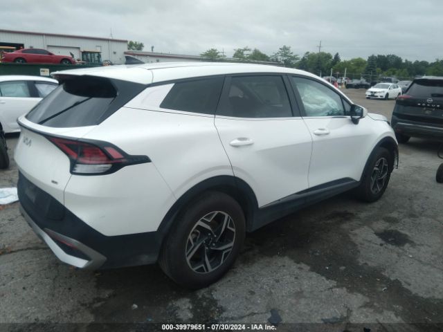 KNDPUCAF0P7166656 KIA Sportage Lx