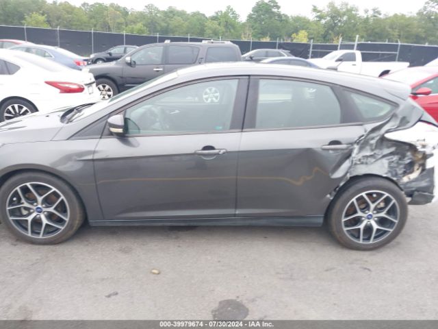 1FADP3M2XHL241185 Ford FOCUS SEL