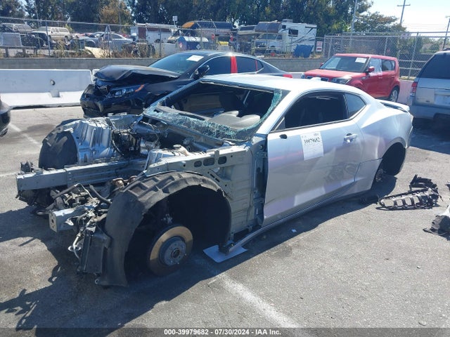 Chevrolet Camaro 1ss 2018 1G1FF1R78J0108715 Image 2
