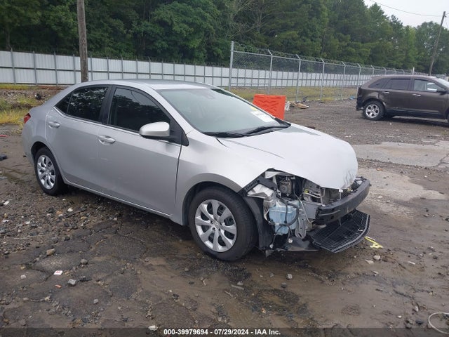 Toyota COROLLA LE 2018 2T1BURHE7JC009495 zdjęcie główne