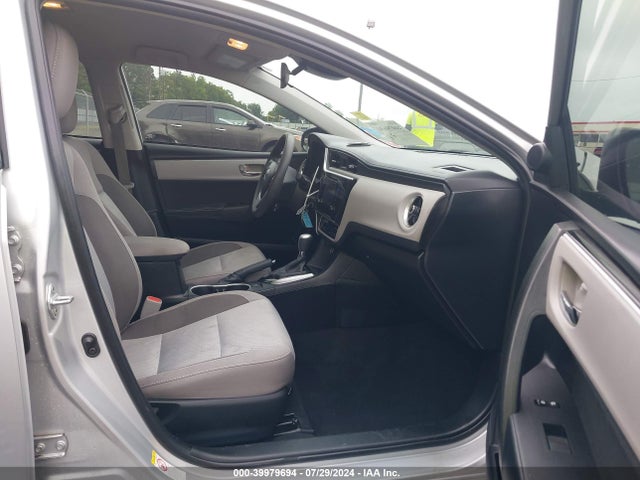 Toyota COROLLA LE 2018 2T1BURHE7JC009495 Image 5