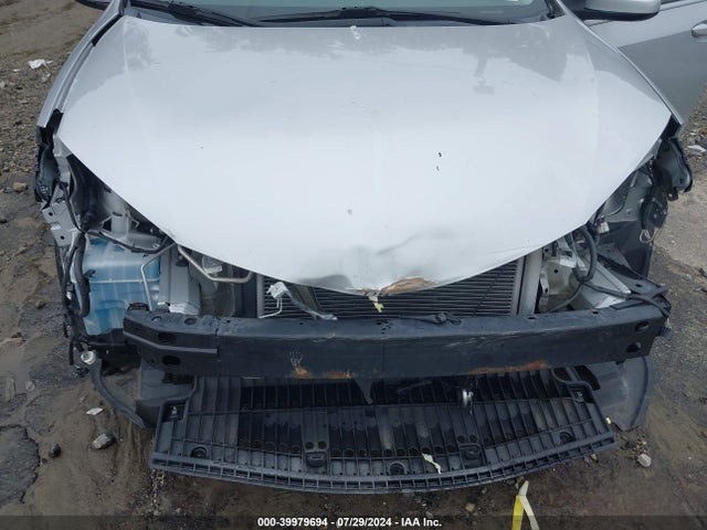Toyota COROLLA LE 2018 2T1BURHE7JC009495 Image 6