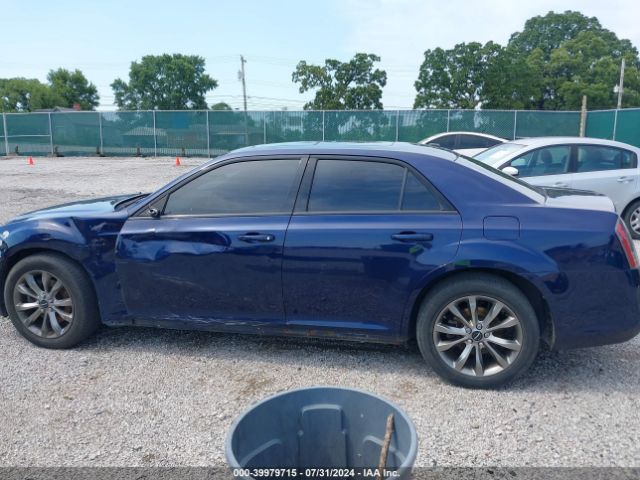 2C3CCAGG5EH384071 Chrysler 300 300s