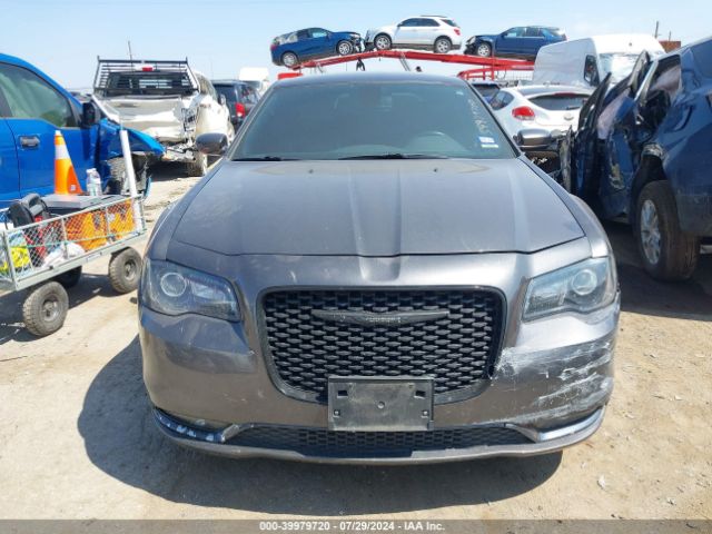 2C3CCABG9KH516588 Chrysler 300 300s